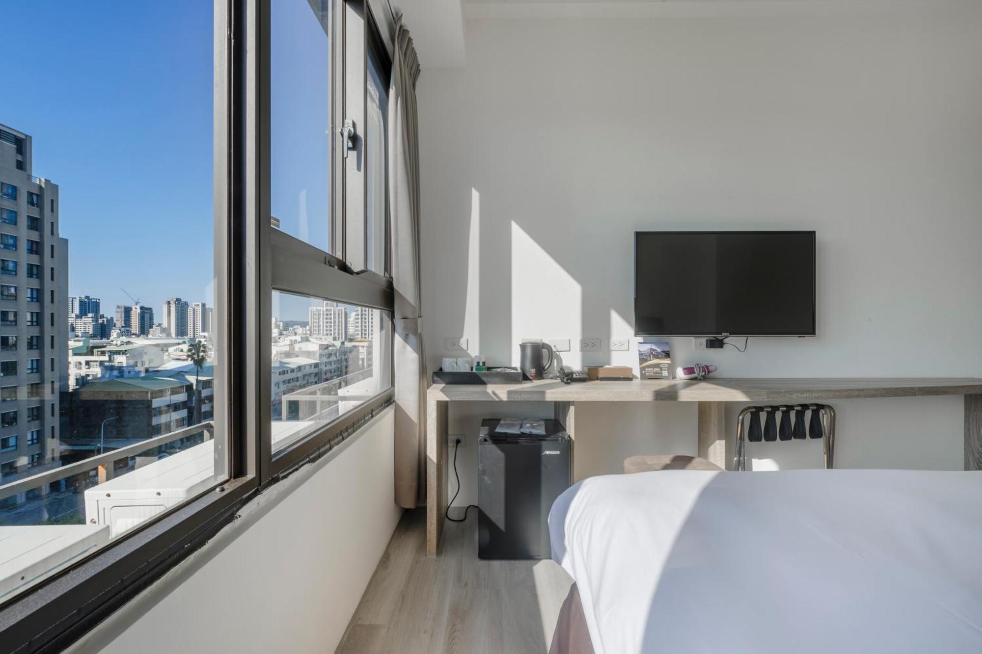 Check Inn Express Taichung Fuxing Exterior foto